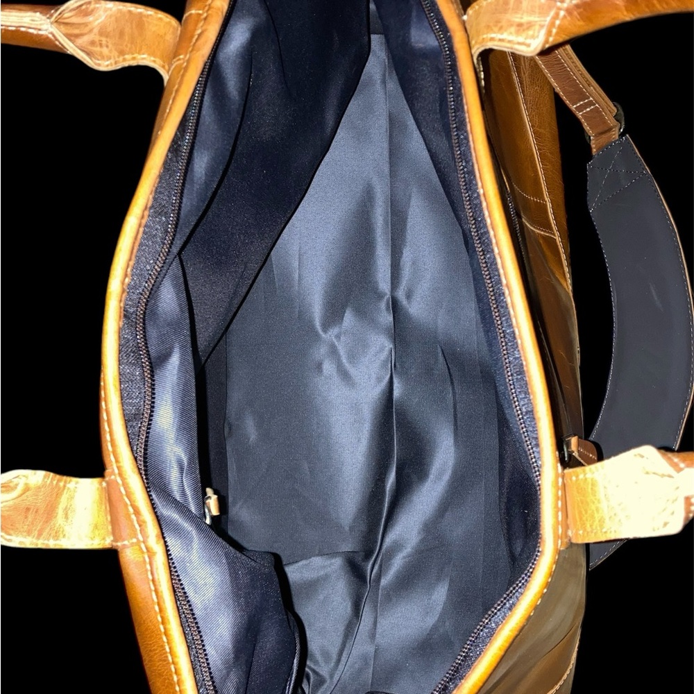 University of Florida UF Gators Duffle Travel Bag. Marbled Leather. New - Picture 7 of 9